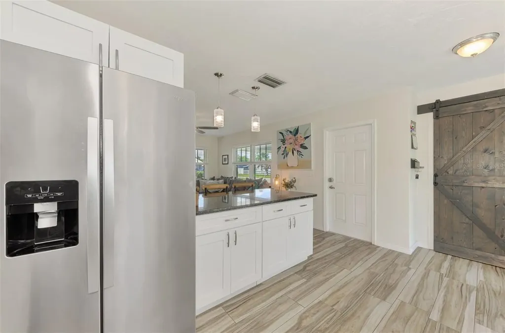 5807 28th Avenue Drive E Bradenton FL 34208