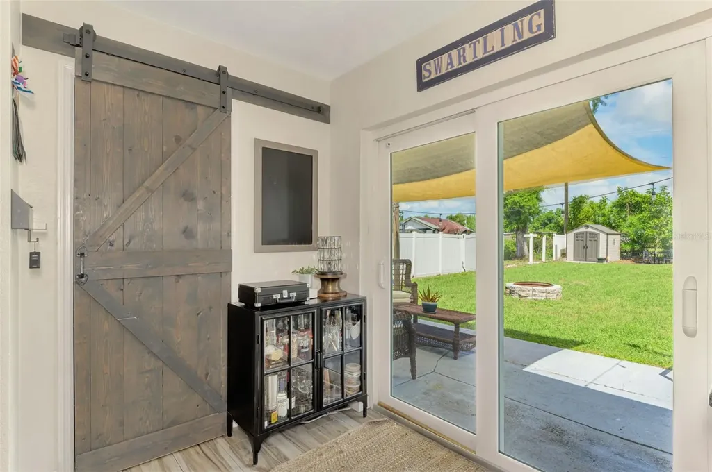 5807 28th Avenue Drive E Bradenton FL 34208