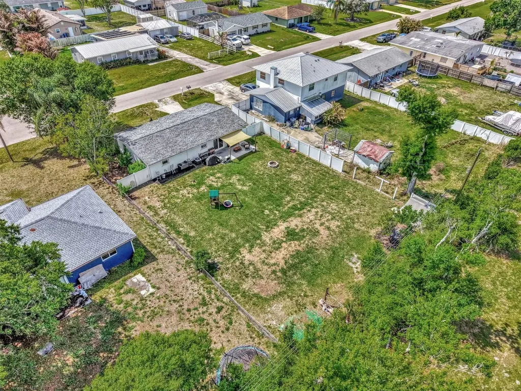 5807 28th Avenue Drive E Bradenton FL 34208