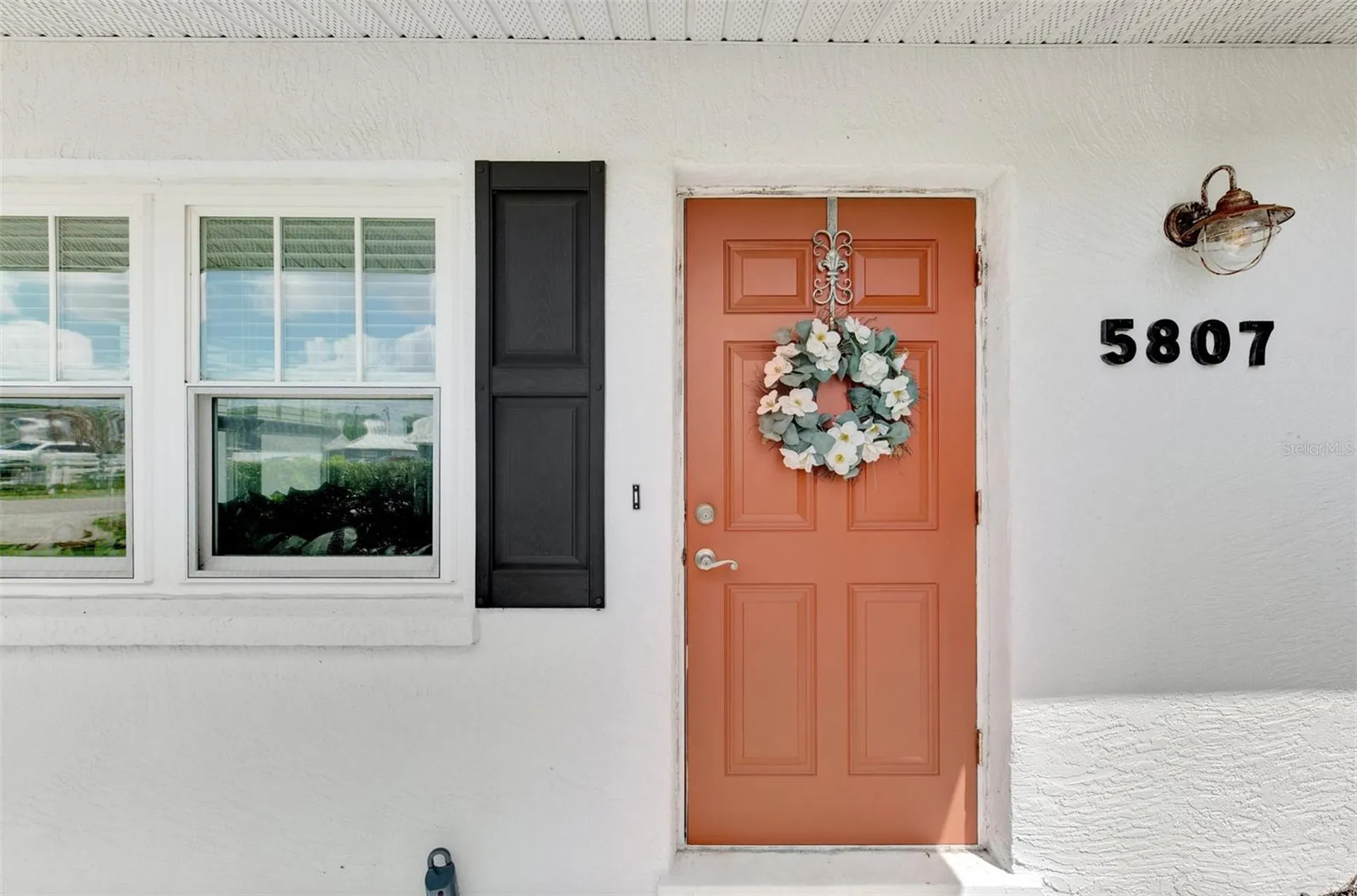 5807 28th Avenue Drive E Bradenton FL 34208