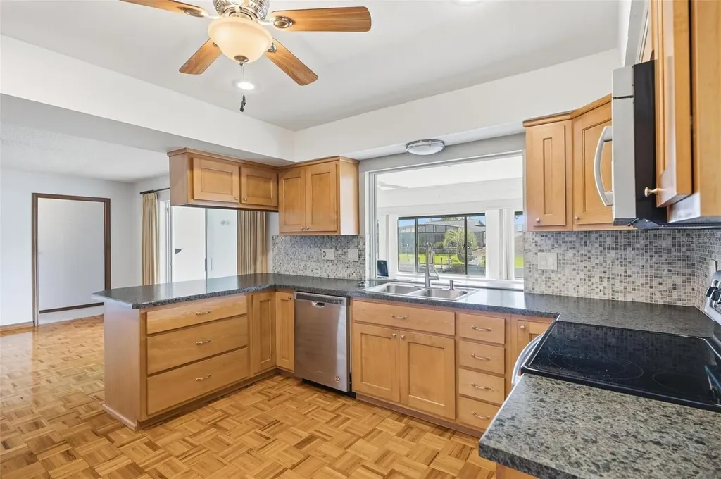 10 Cherry Court Palm Coast FL 32137