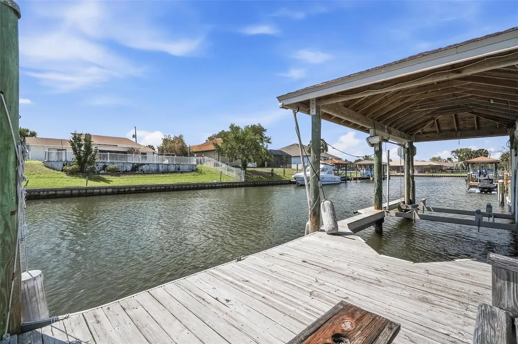 10 Cherry Court Palm Coast FL 32137