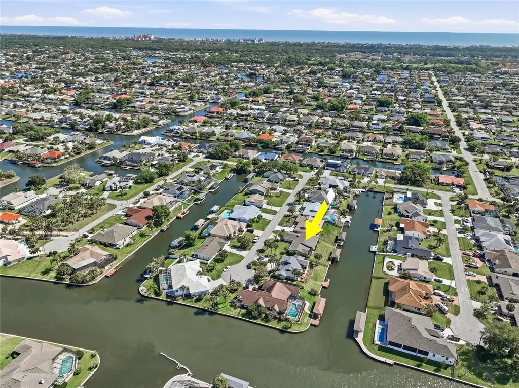 10 Cherry Court Palm Coast FL 32137
