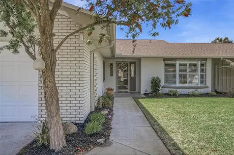 10 Cherry Court Palm Coast FL 32137