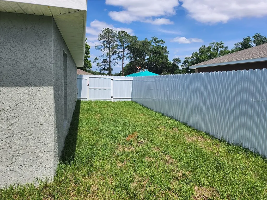 13790 SE 40th Court Summerfield FL 34491