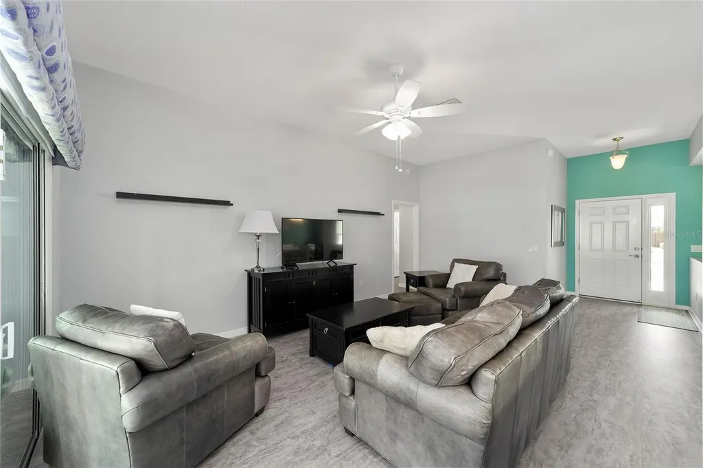 3335 Rohan Road Oxford FL 34484