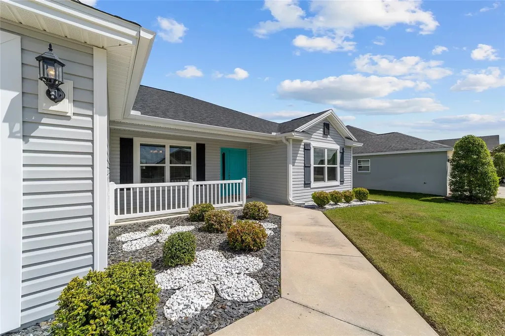 3335 Rohan Road Oxford FL 34484