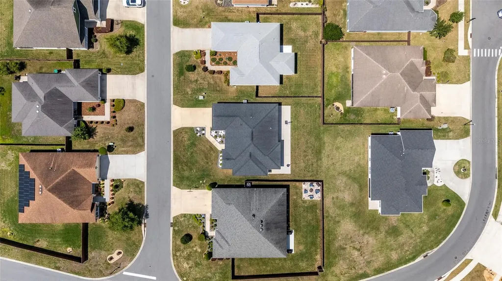 3335 Rohan Road Oxford FL 34484