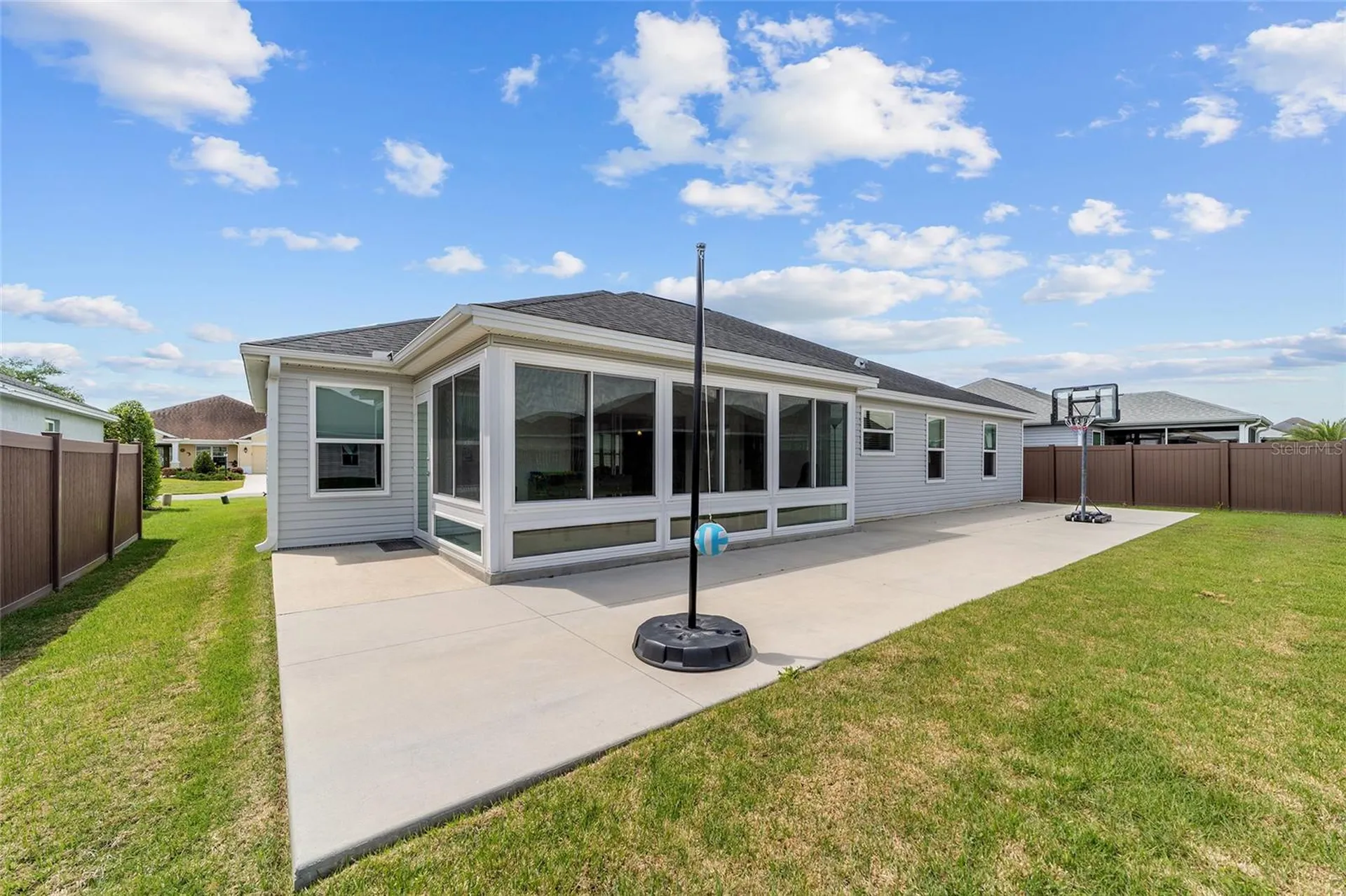 3335 Rohan Road Oxford FL 34484