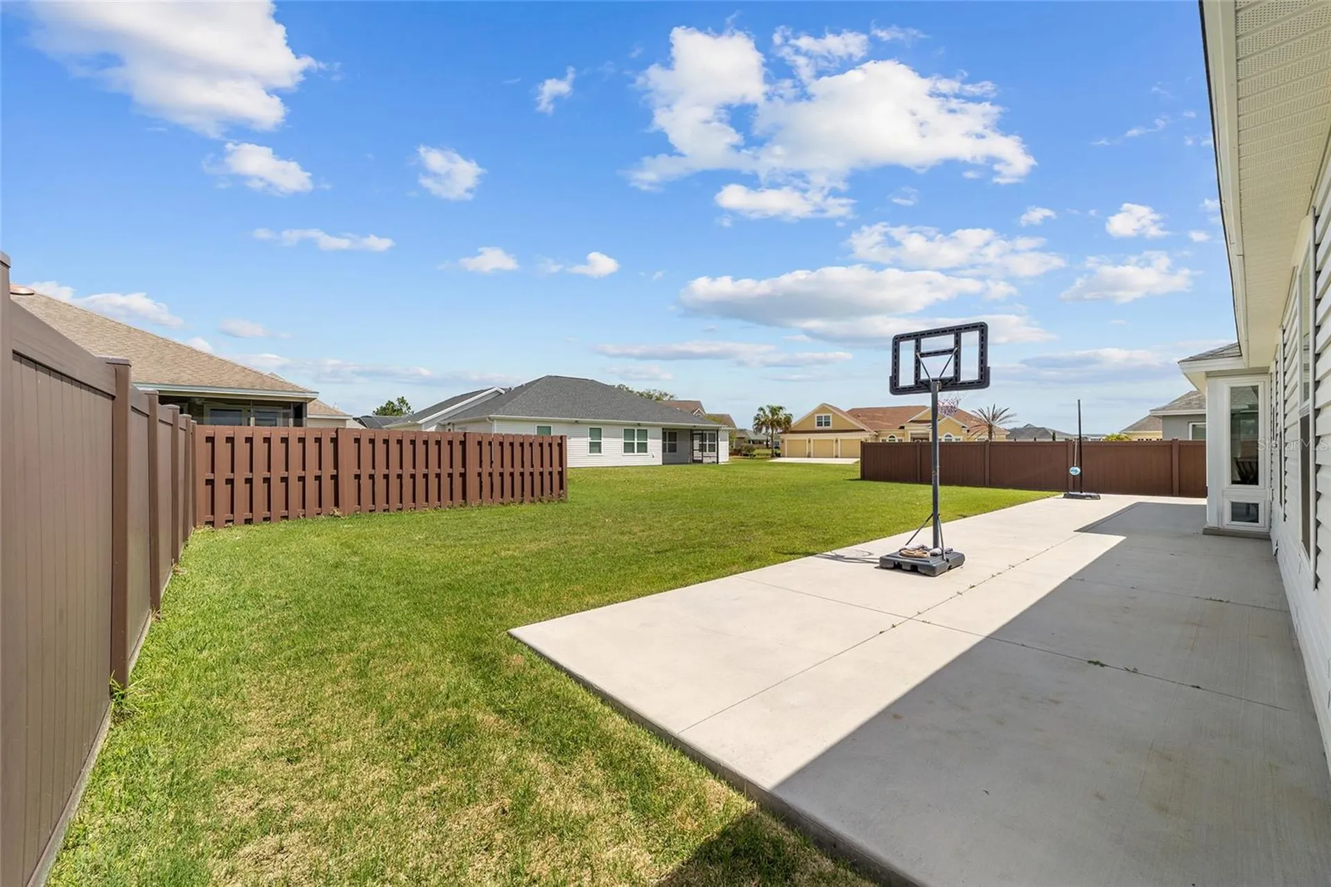 3335 Rohan Road Oxford FL 34484
