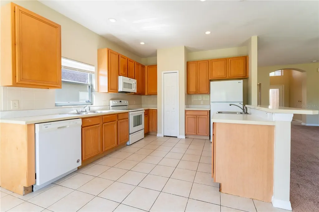 2563 Aster Cove Lane Kissimmee FL 34758