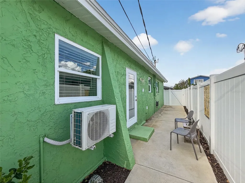 2311 W Kentucky Avenue Tampa FL 33607