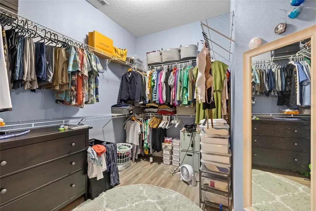 5118 Chelwyn Court Orlando FL 32837