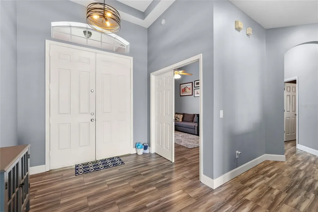 5118 Chelwyn Court Orlando FL 32837
