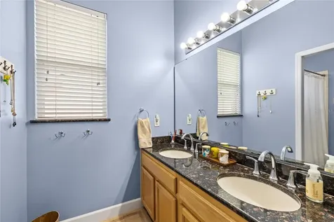 5118 Chelwyn Court Orlando FL 32837