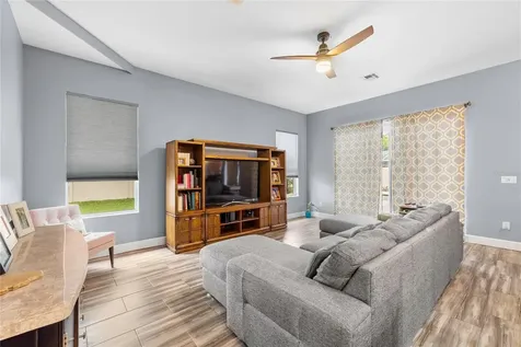 5118 Chelwyn Court Orlando FL 32837
