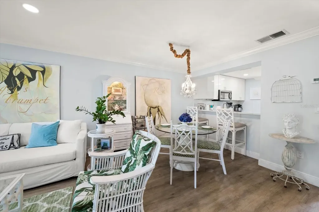 2130 Gulf View Boulevard Dunedin FL 34698