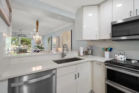 2130 Gulf View Boulevard Dunedin FL 34698