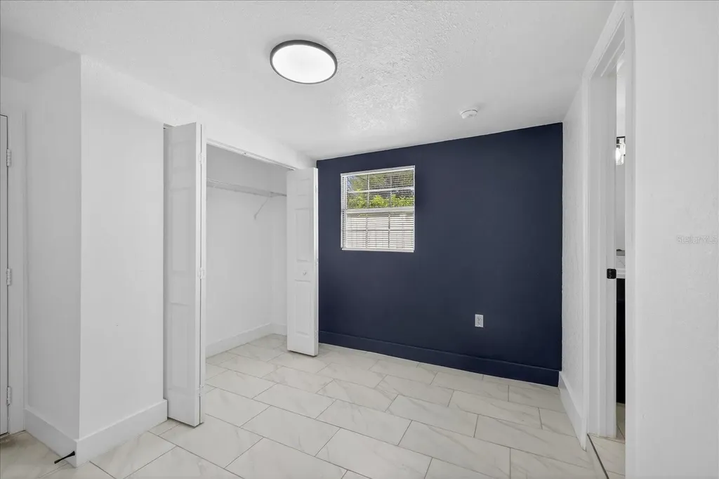 7806 N Jamaica Street Tampa FL 33614