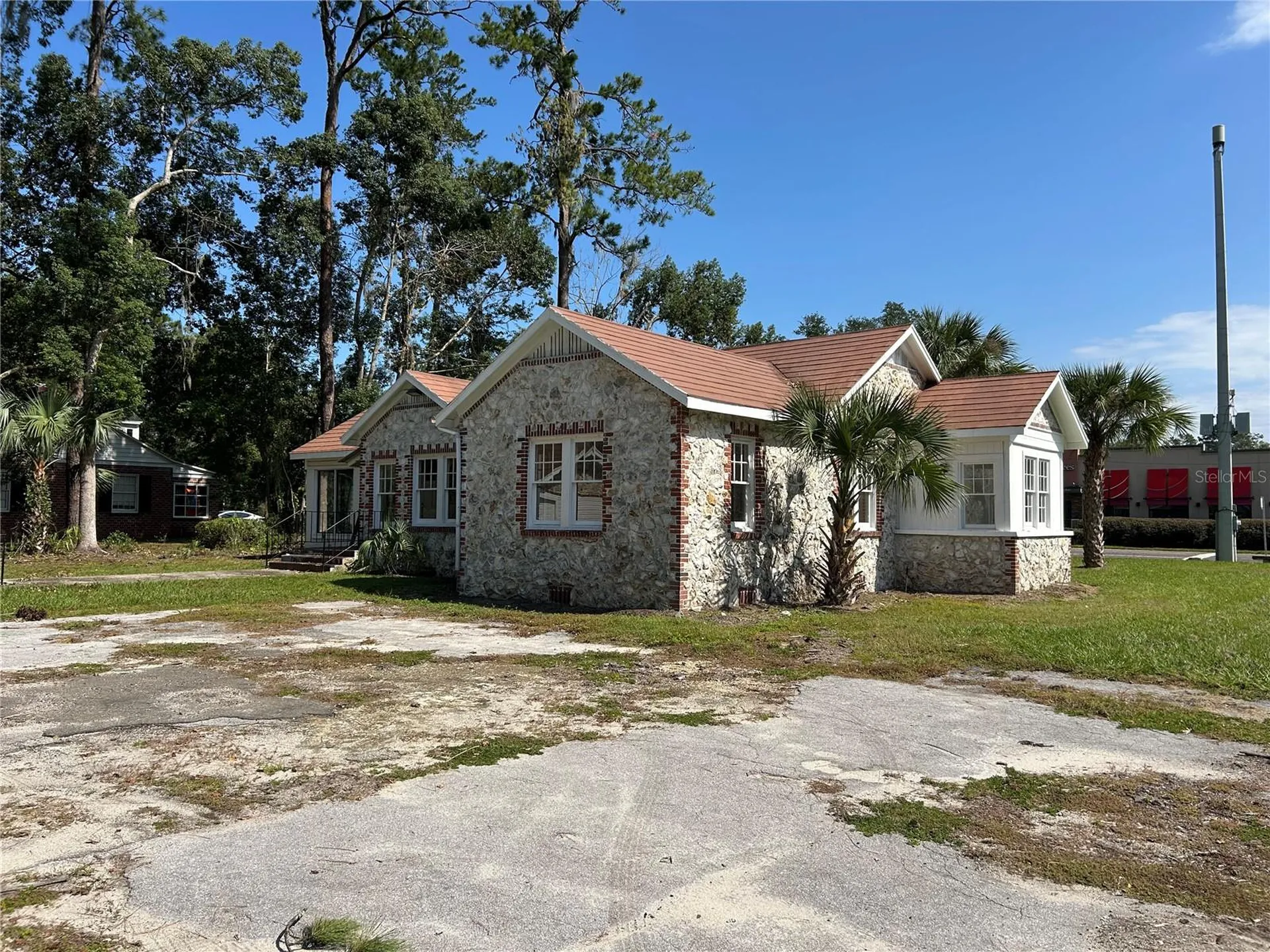 1008 NW 13th Street Gainesville FL 32601