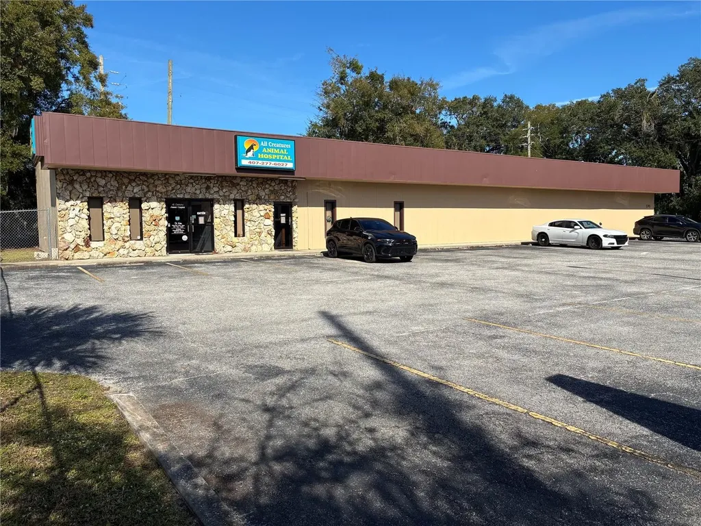 5745 Pershing Avenue Orlando FL 32822