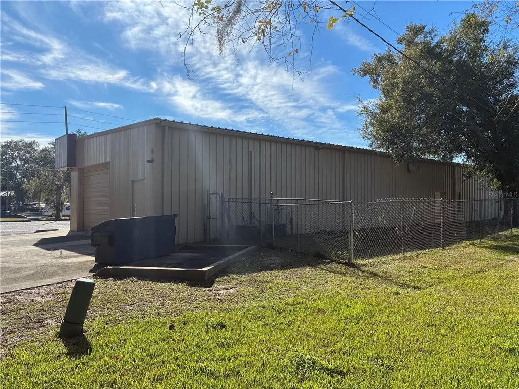 5745 Pershing Avenue Orlando FL 32822