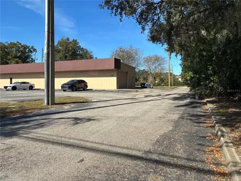 5745 Pershing Avenue Orlando FL 32822