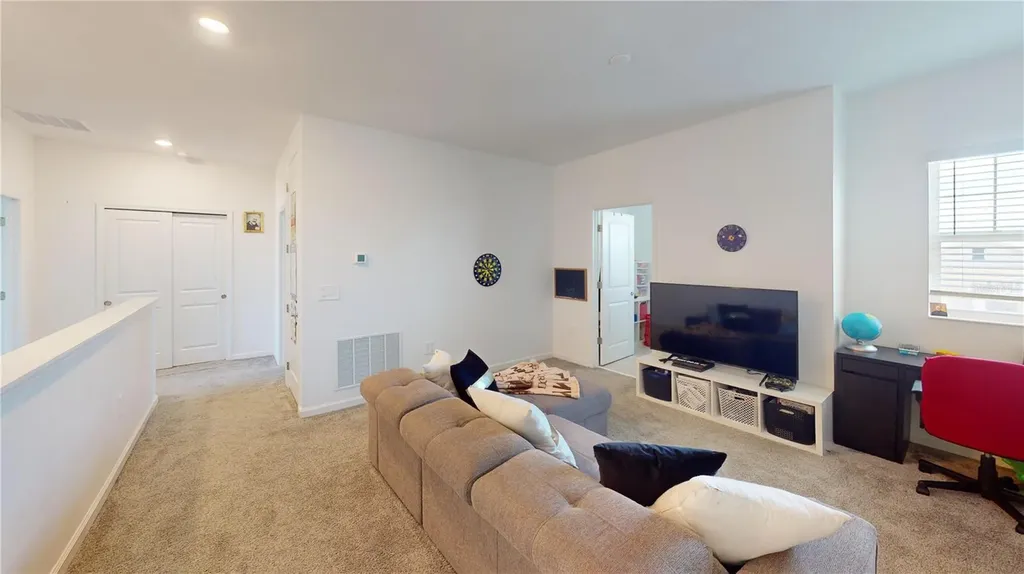 6242 Lakepine Street St Cloud FL 34771
