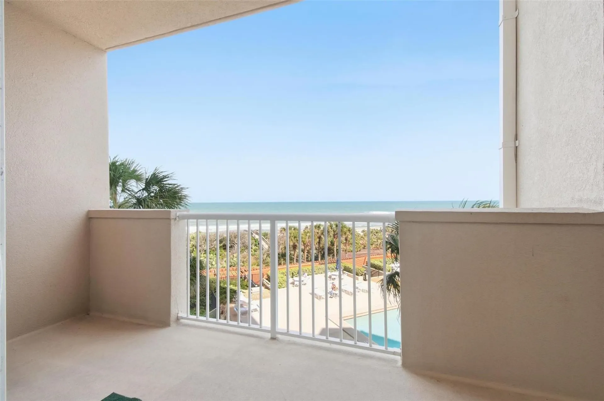 11 Avenue De La Mer Palm Coast FL 32137