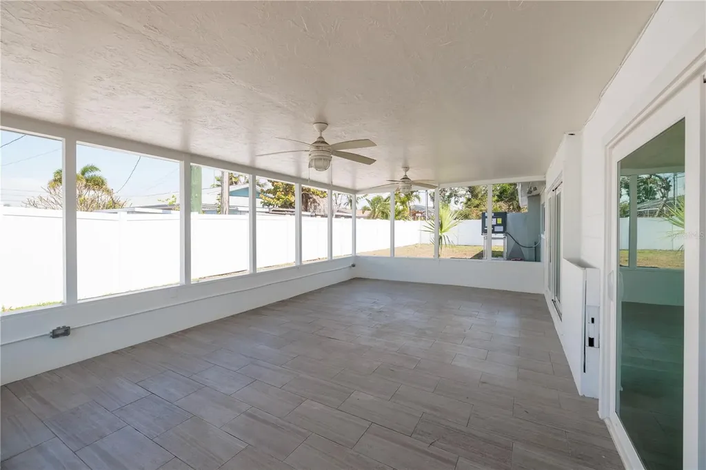 2107 Dolphin Boulevard S St Petersburg FL 33707