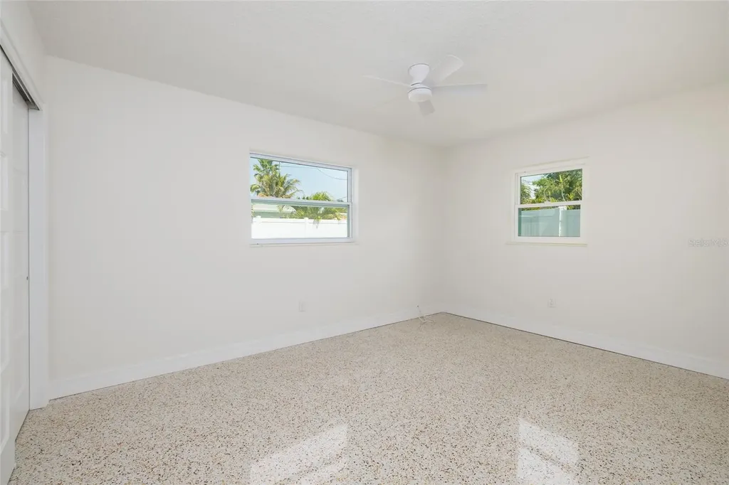 2107 Dolphin Boulevard S St Petersburg FL 33707