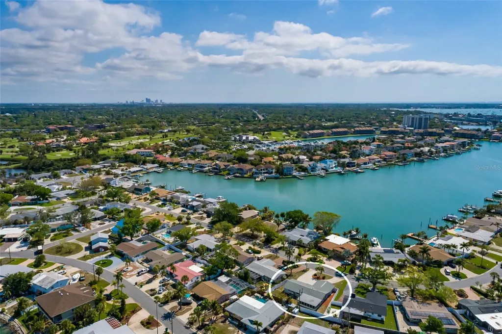 2107 Dolphin Boulevard S St Petersburg FL 33707