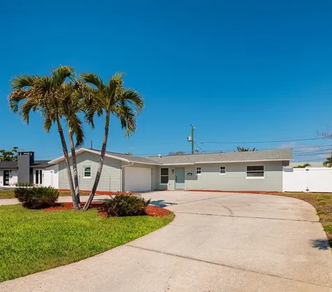 2107 Dolphin Boulevard S St Petersburg FL 33707