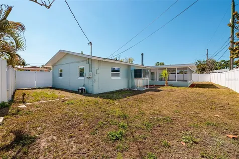 2107 Dolphin Boulevard S St Petersburg FL 33707