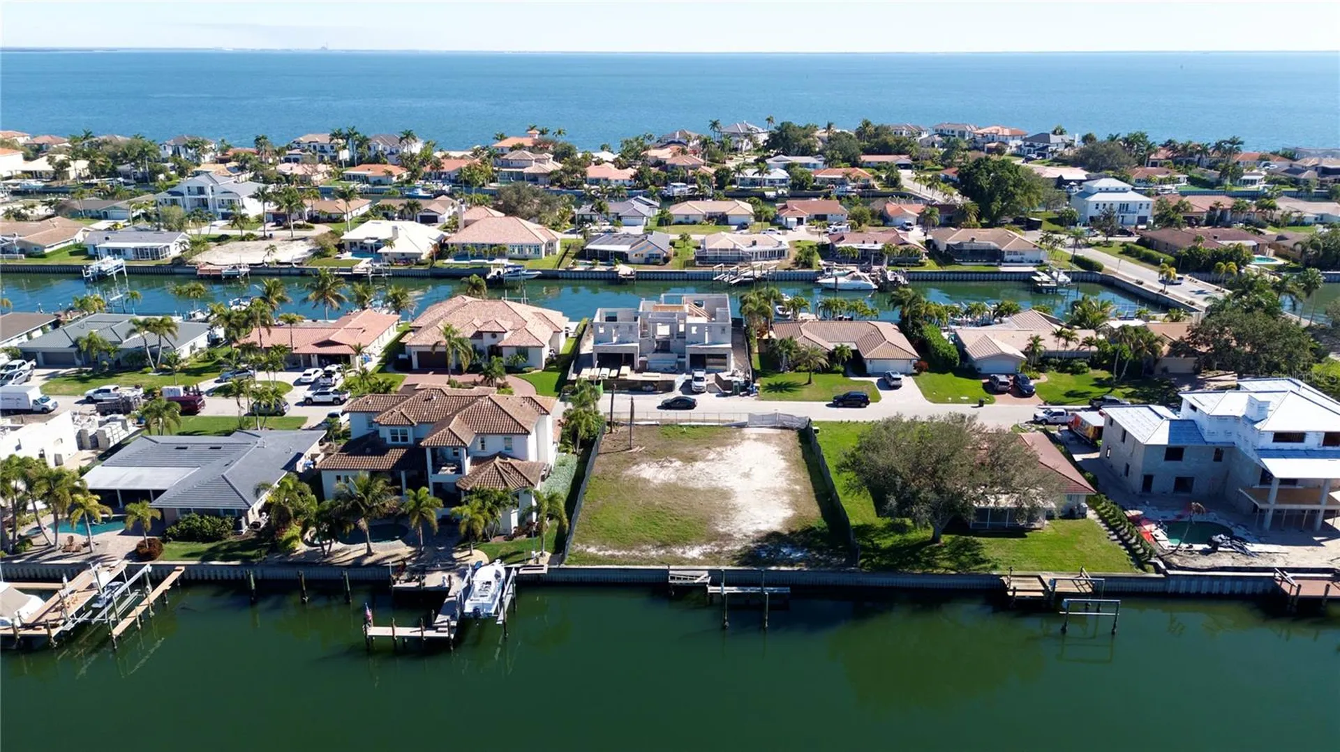 2019 Illinois Avenue NE St Petersburg FL 33703