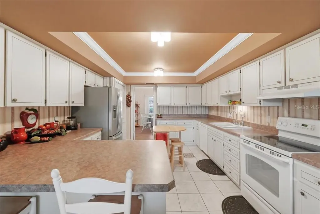 236 W Lake Ina Drive Winter Haven FL 33884