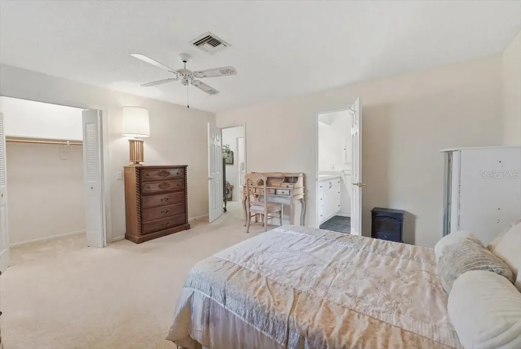 236 W Lake Ina Drive Winter Haven FL 33884