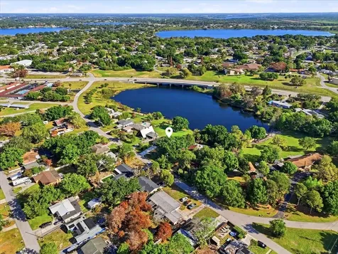 236 W Lake Ina Drive Winter Haven FL 33884