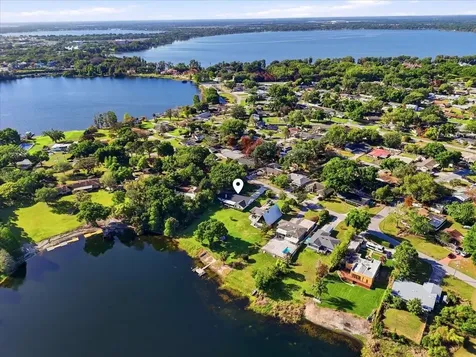236 W Lake Ina Drive Winter Haven FL 33884