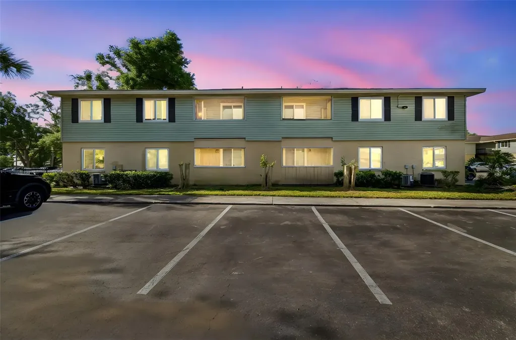 229 Red Maple Place Brandon FL 33510