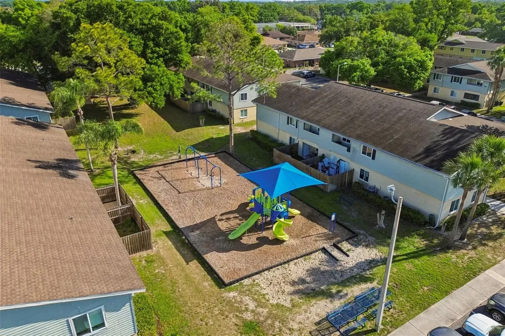 229 Red Maple Place Brandon FL 33510