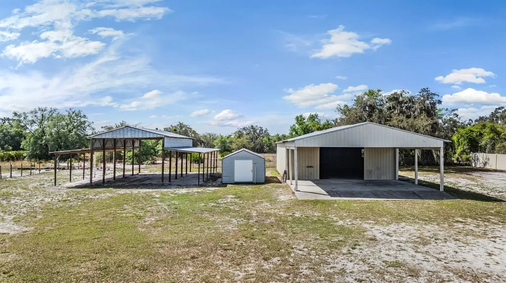 17216 Alderman Turner Road Wimauma FL 33598