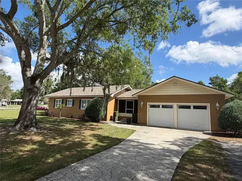224 W Lake Avenue Auburndale FL 33823