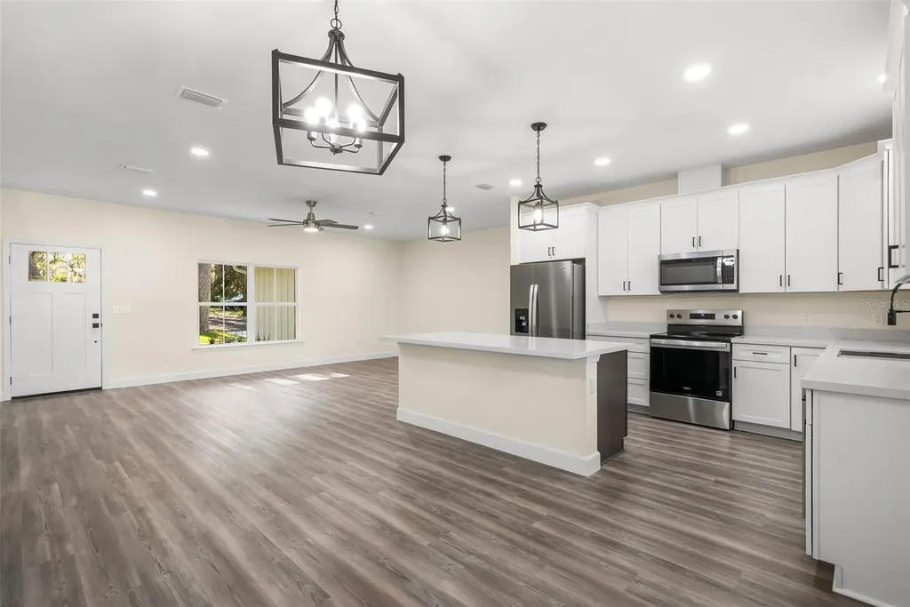 332 SE 3rd Avenue Melrose FL 32666