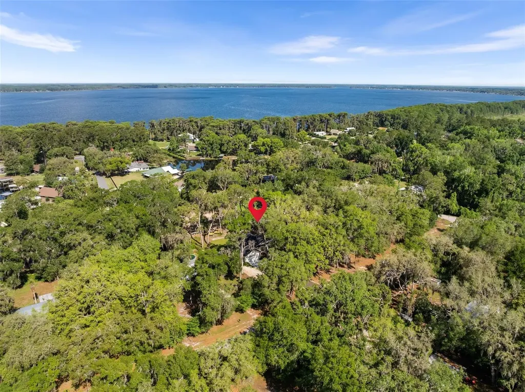 332 SE 3rd Avenue Melrose FL 32666