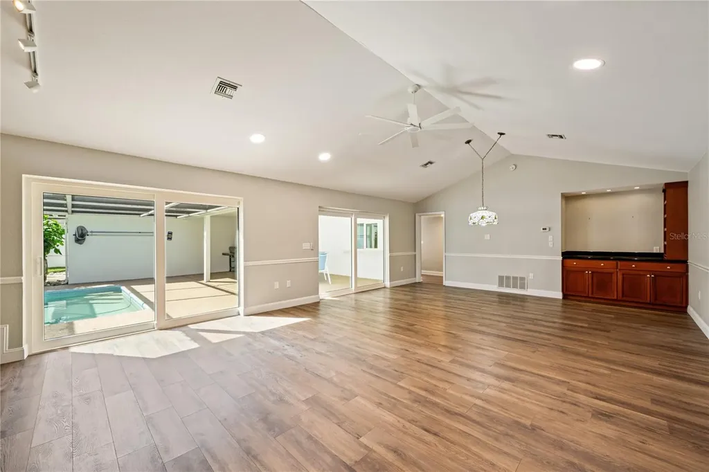 2869 Weathersfield Court Clearwater FL 33761