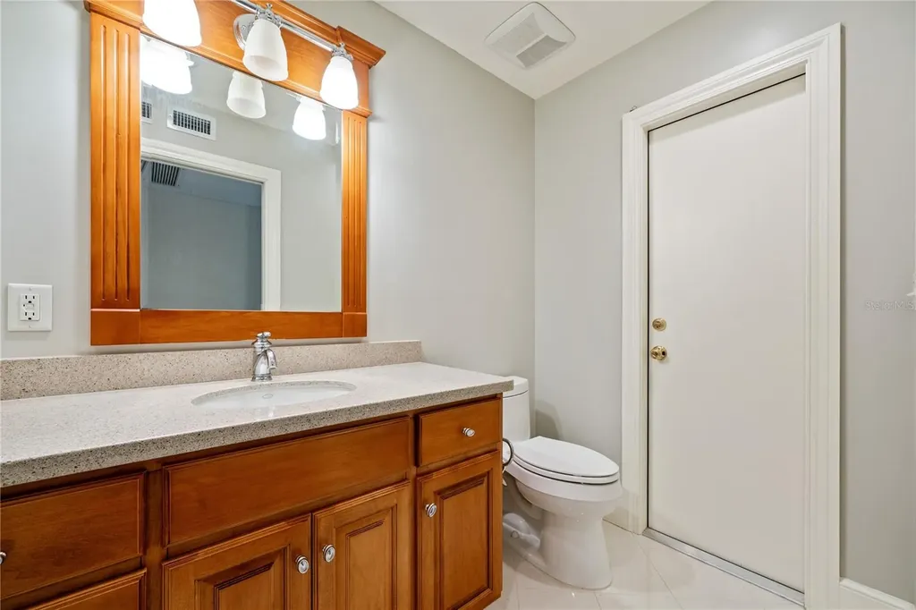 2869 Weathersfield Court Clearwater FL 33761