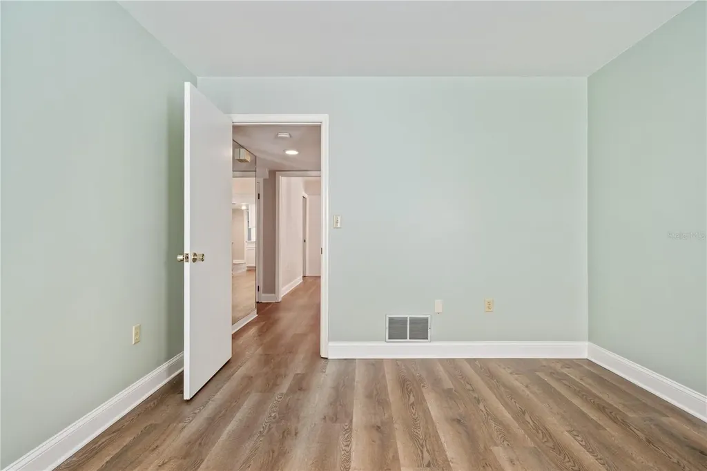 2869 Weathersfield Court Clearwater FL 33761