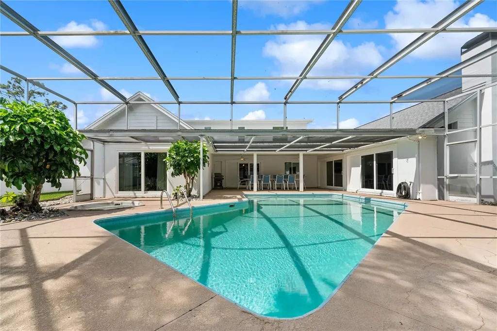 2869 Weathersfield Court Clearwater FL 33761