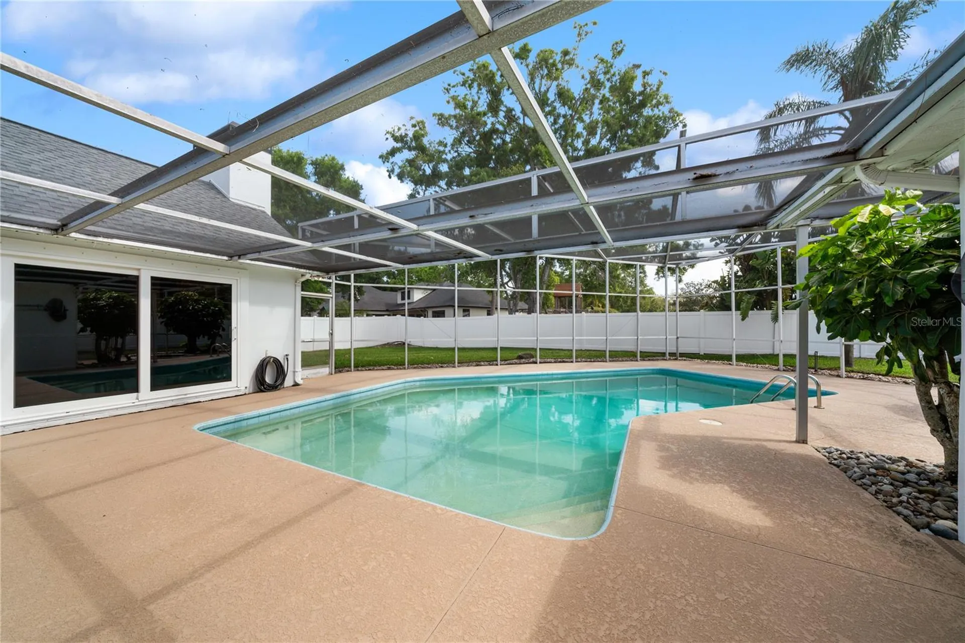2869 Weathersfield Court Clearwater FL 33761